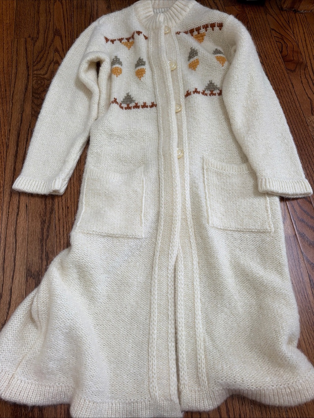 Cream Long Knit Cardigan Sweater with Autumn Motif mohair medium